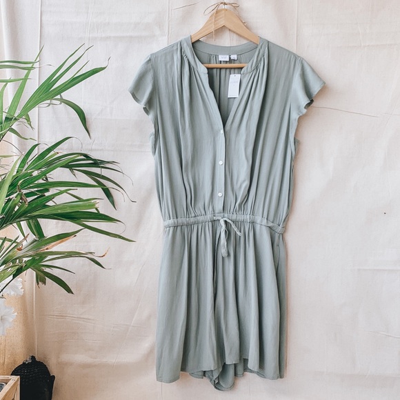 GAP Pants - Gap, NWT sage green romper, size L/G